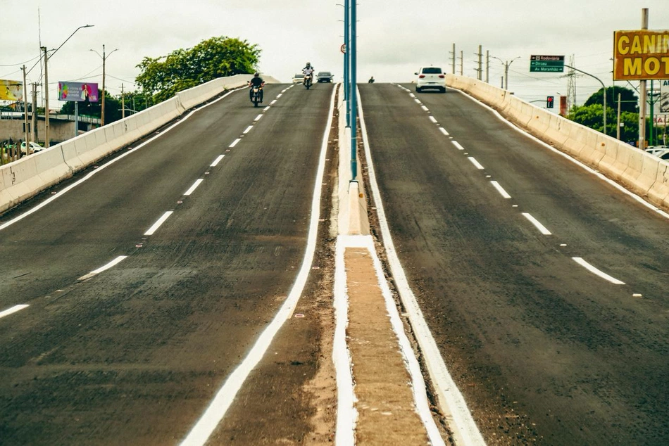Governador Rafael Fonteles entrega reforma do viaduto da Miguel Rosa