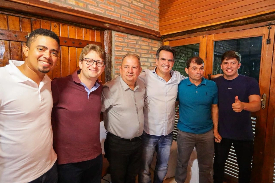 Ciro Nogueira inaugura obra e anuncia novos investimentos