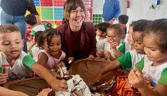 Presente de Páscoa anima crianças em creche de Esperantina