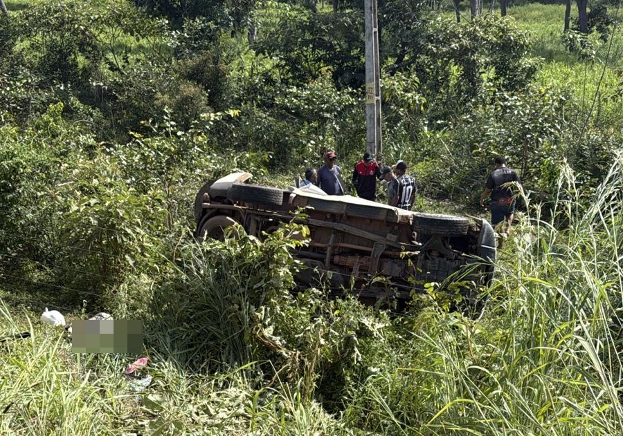 Carro teria capotado durante acidente em Gilbués