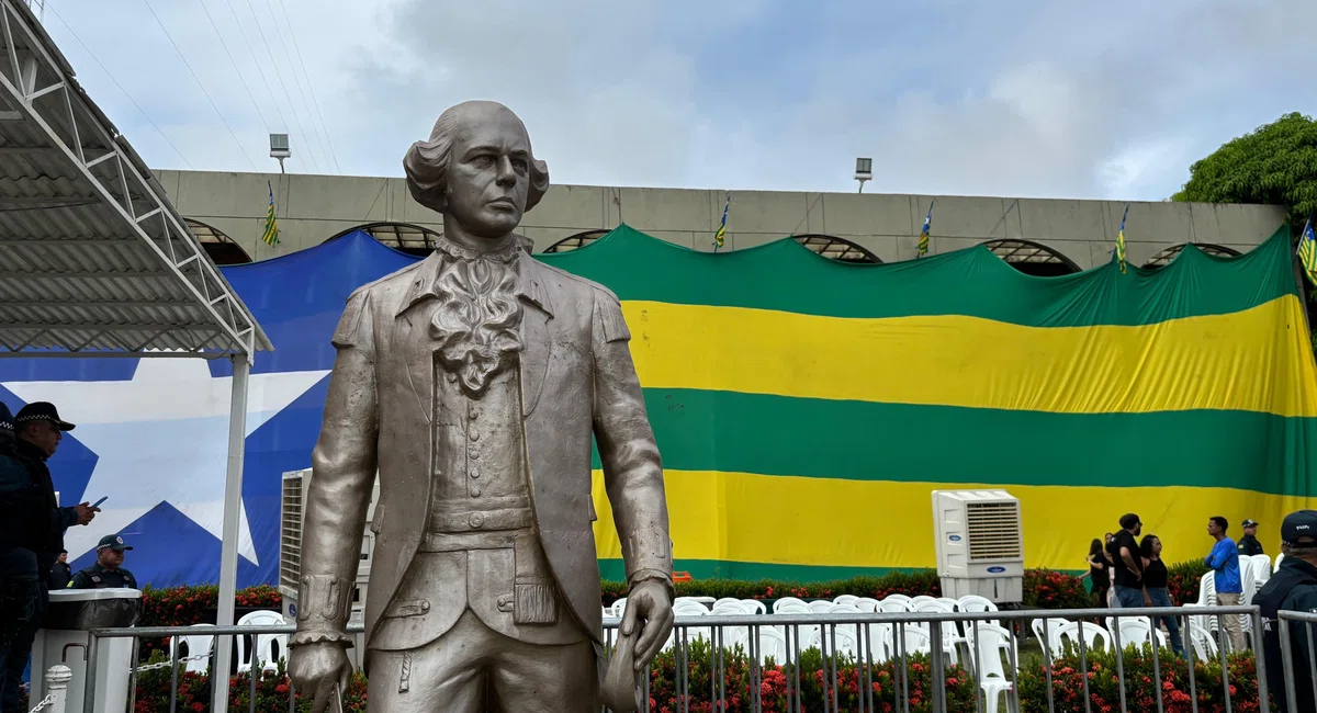 Solenidade Militar Alusiva ao Dia de Tiradentes