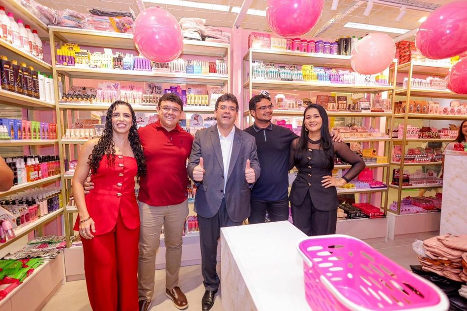 Rafael Fonteles inaugura Shopping da Praça Pedro II no Centro de Teresina