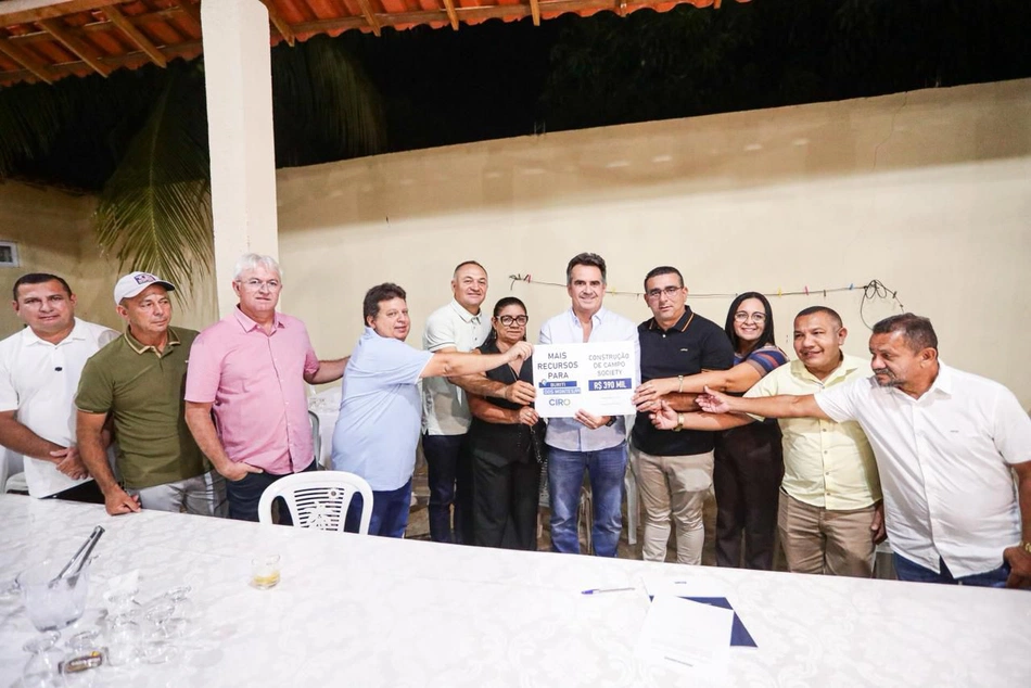 Ciro Nogueira percorre diversas cidades participa de Festa do Trabalhador e anuncia obras