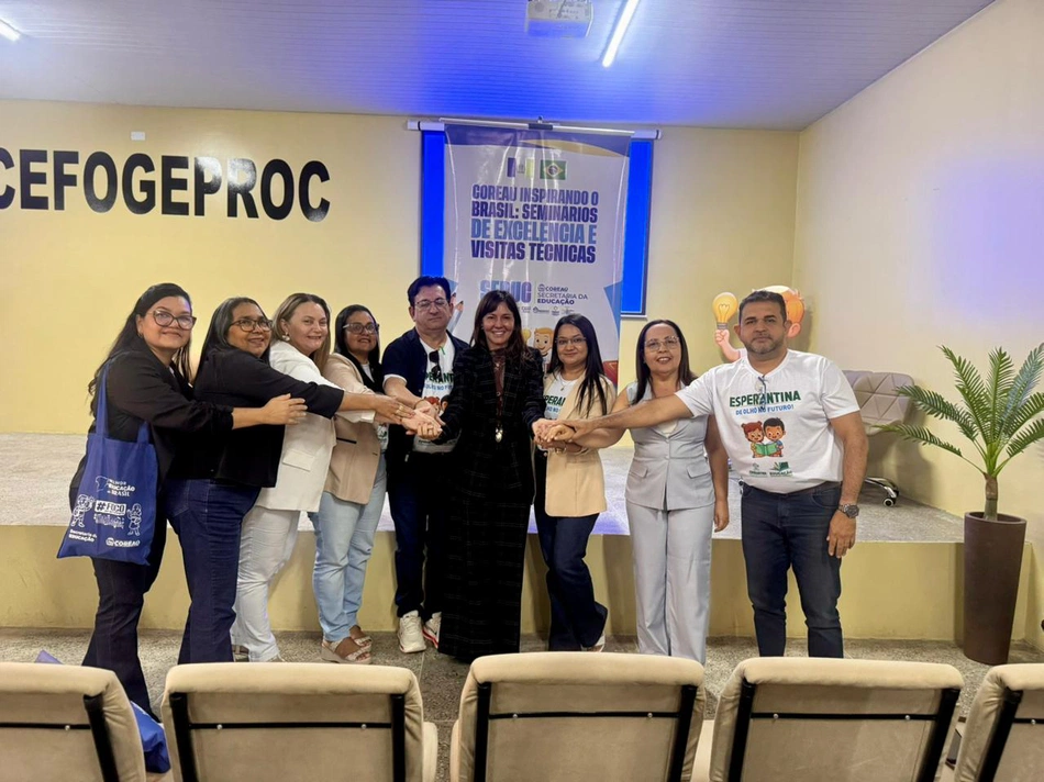 Prefeita Ivanária Sampaio visitam Coreaú (CE) em busca de excelência educacional