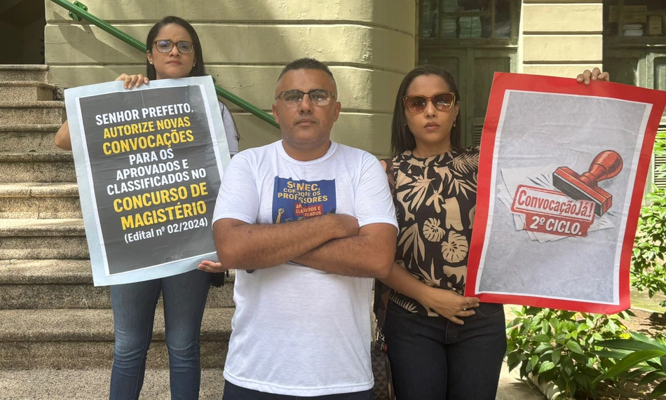 Aprovados em concurso da Semec protestam e cobram convocação de efetivos em Teresina
