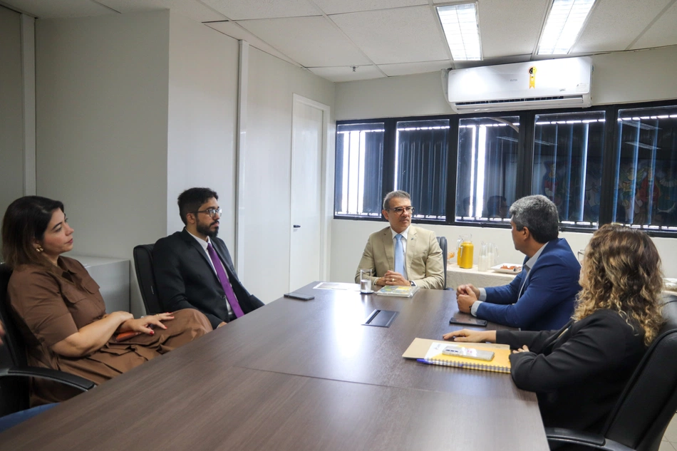 Tribunal e Correios discutem parceria logística para as eleições 2026, no Piauí
