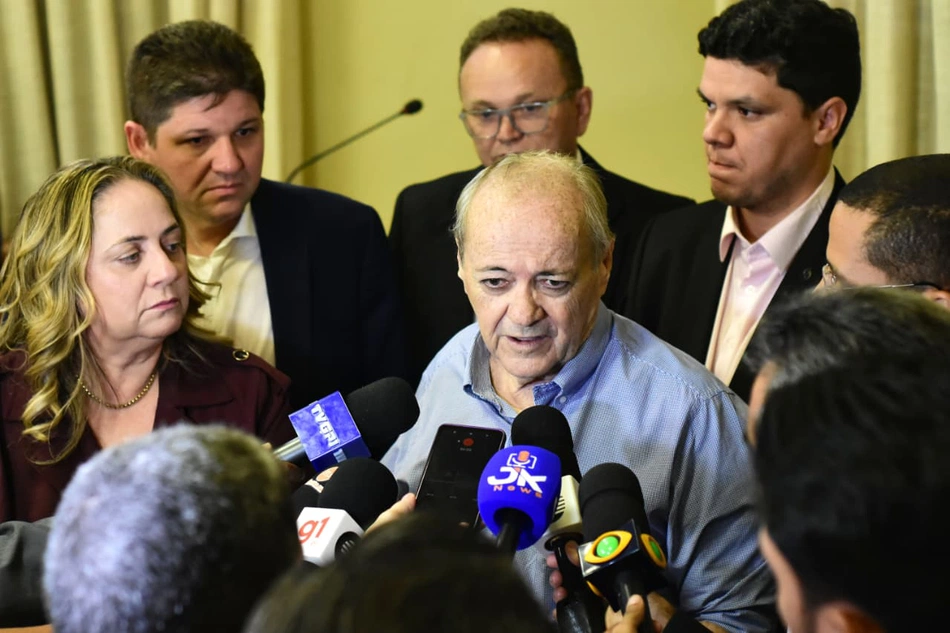 Silvio Mendes autoriza nomeação de 164 servidores na saúde e 481 na educação