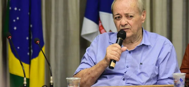 Prefeito Silvio Mendes nomeia mais de 400 aprovados em concurso da Semec de Teresina