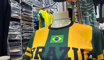 Busca por camisas da seleção brasileira movimentam as vendas
