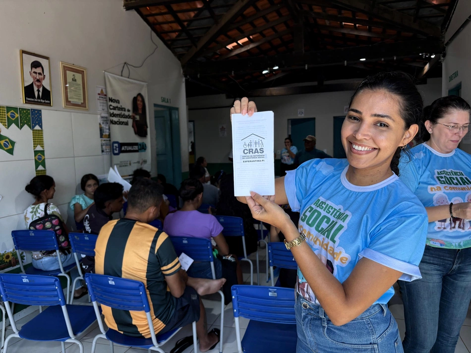 Assistência Social na Comunidade leva serviços para moradores da zona rural de Esperantina