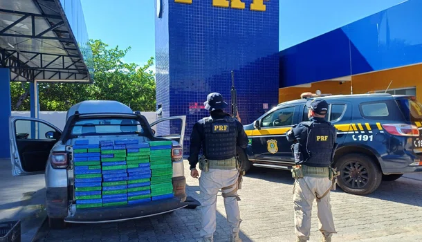 PRF apreende cerca de 135 kg de cocaína em Parnaíba