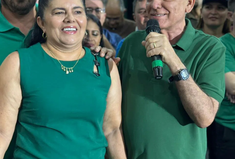 Ginásio Dídimo de Castro fica lotado durante lançamento das pré-candidaturas de Themistocles Filho e Marco
