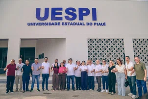 Rafael Fonteles visita obras de modernização da Uespi em Floriano