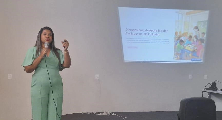 Prefeitura de Esperantina fortalece educação inclusiva com formação continuada para profissionais de apoio