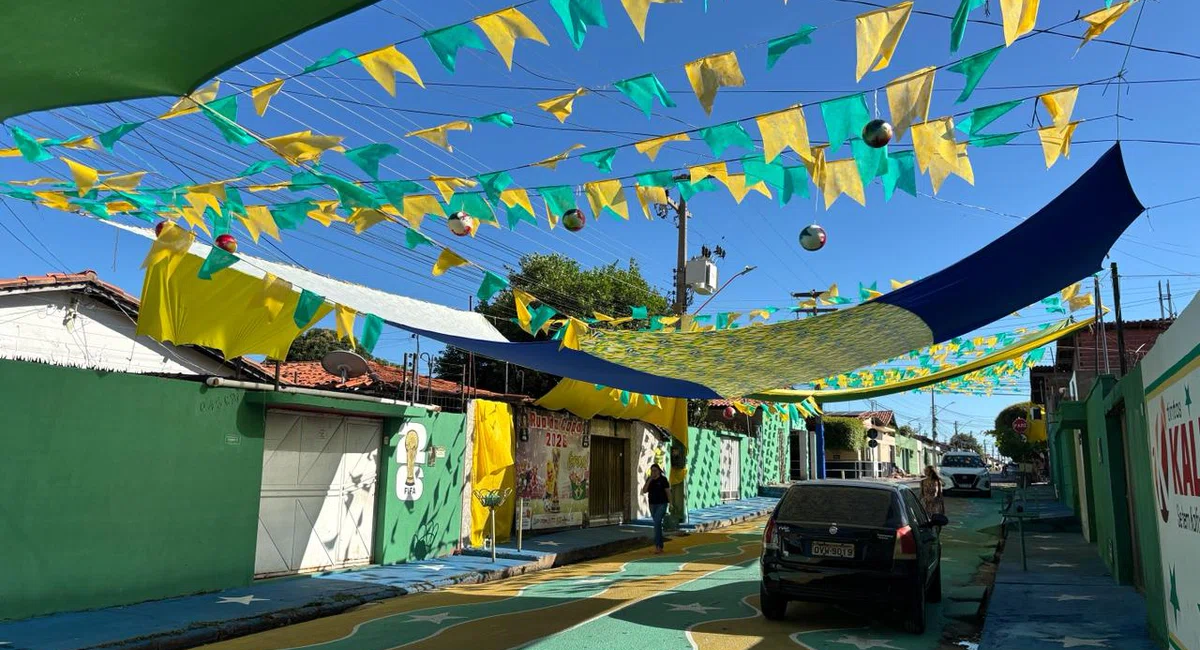 Rua da Copa do bairro Dirceu I
