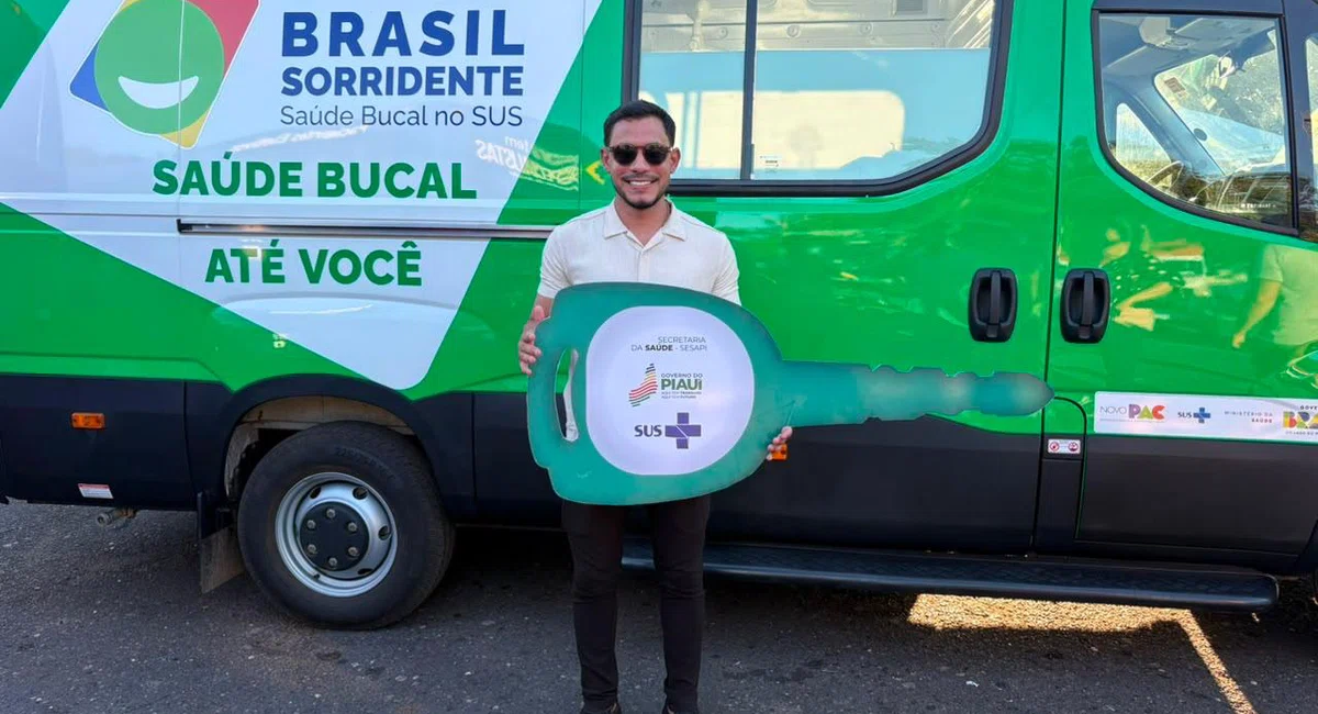 Esperantina recebe Unidade Odontológica Móvel para fortalecer a saúde bucal