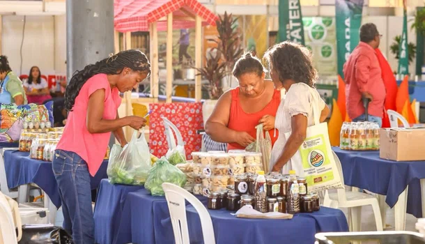 Agricultores de todo o Piauí iniciam a III Feira da Agricultura Familiar