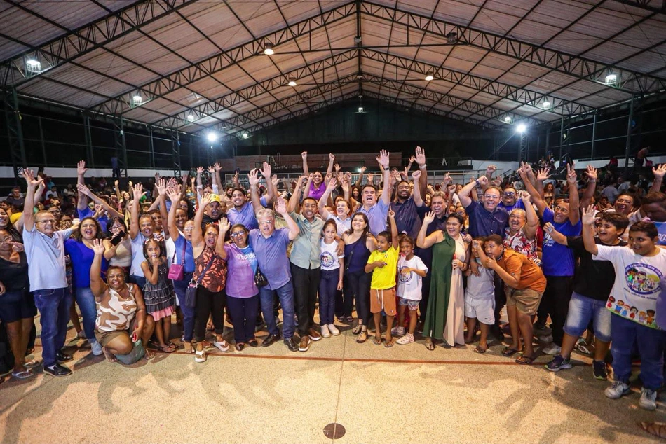 Joel, Jeová e Ciro participam da primeira reunião, juntos, e falam de propostas
