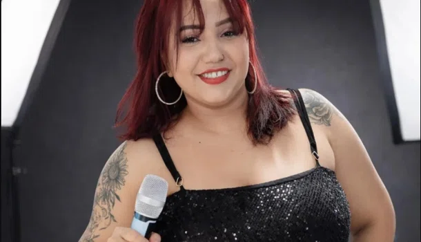 Cantora Jéssica Costa