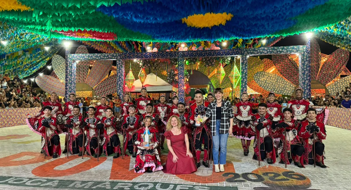 Prefeita Ivanária Sampaio prestigia 28º Arraiá do Povo em Joca Marques