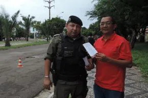 Capitão Fábio Soares e o Promotor de Justiça Francisco de Jesus Lima.