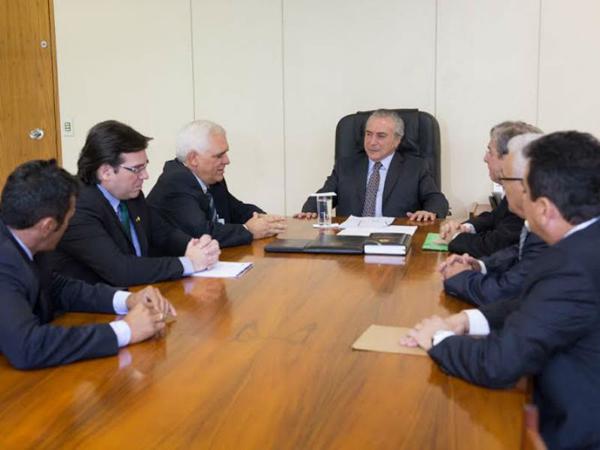 Deputados piauienses em audiência com o vice-presidente da República, Michel Temer.(Imagem:Divulgação)