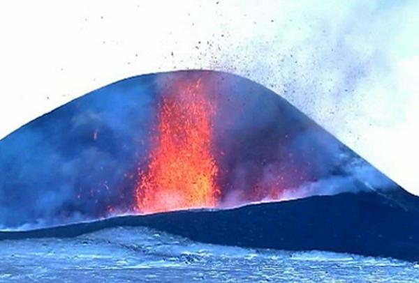 Erup&ccedil;&atilde;o &eacute; a mais forte j&aacute; registrada do vulc&atilde;o Plosky Tolbachik (Imagem:Reprodu&ccedil;&atilde;o)