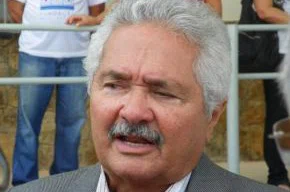 Ex-prefeito de Teresina Elmano Férrer.