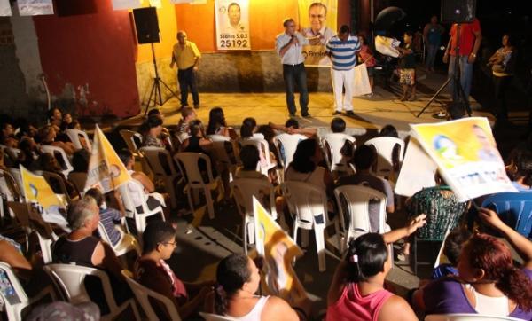 Firmino Filho na Vila Irm&atilde; Dulce(Imagem:Reprodu&ccedil;&atilde;o)