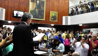 Governador Ricardo Coutinho discursa na abertura dos trabalhos na ALPB .