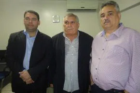 James Guerra, Menandro Pedro e Robert Rios.