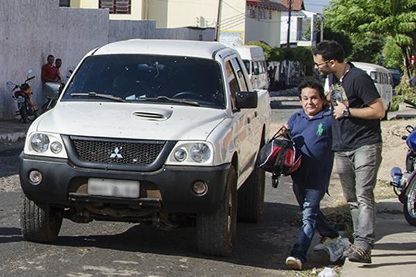 José Monção é preso pela polícia(Imagem:Blog do Coveiro)