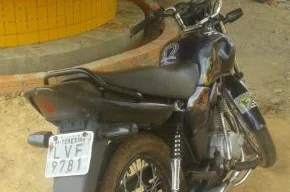 Moto é apreendida em Capitão de Campos