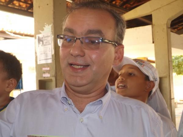 Prefeito Firmino Filho(Imagem:Reprodu&ccedil;&atilde;o)