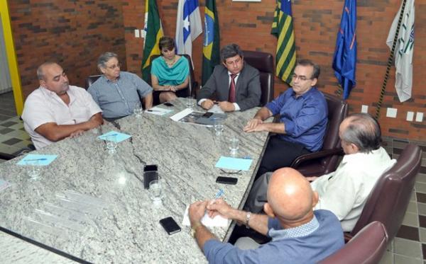 Presidente da FIEPI comanda reuni&atilde;o entre industriais e Firmino Filho.(Imagem:Reprodu&ccedil;&atilde;o)