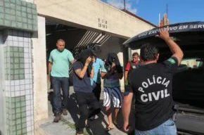 Professor é preso acusado de cultivar supermaconha em casa