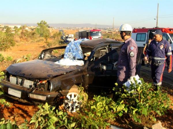 Quatro pessoas morreram na manhã deste sábado em um acidente em Montes Claros, no Norte de Minas (Imagem:Divulgação)