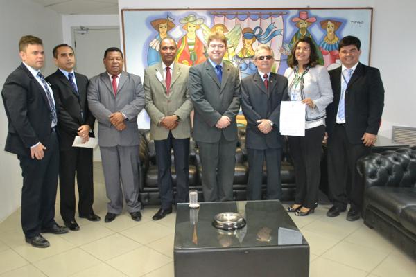 Representantes do TRE e da C&acirc;mara de Teresina.(Imagem:Divulga&ccedil;&atilde;o)