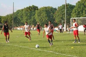 River em treino