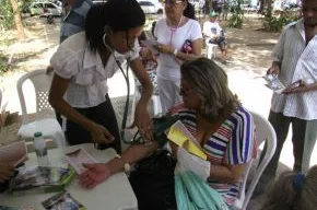 Sesapi leva serviços de saúde a idosos em Teresina