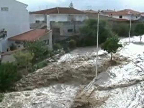 Tempestade na ilha italiana (Imagem:Reprodução)