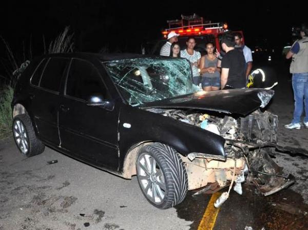 Veículos bateram de frente na MGC-354 em Lagamar, MG (Imagem:Reprodução)