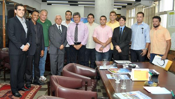 Vice-governador Z&eacute; Filho esteve reunido com o PMDB Jovem(Imagem:Divulga&ccedil;&atilde;o)