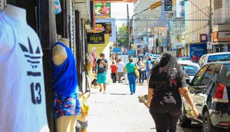 Lojistas reclamam de queda nas vendas